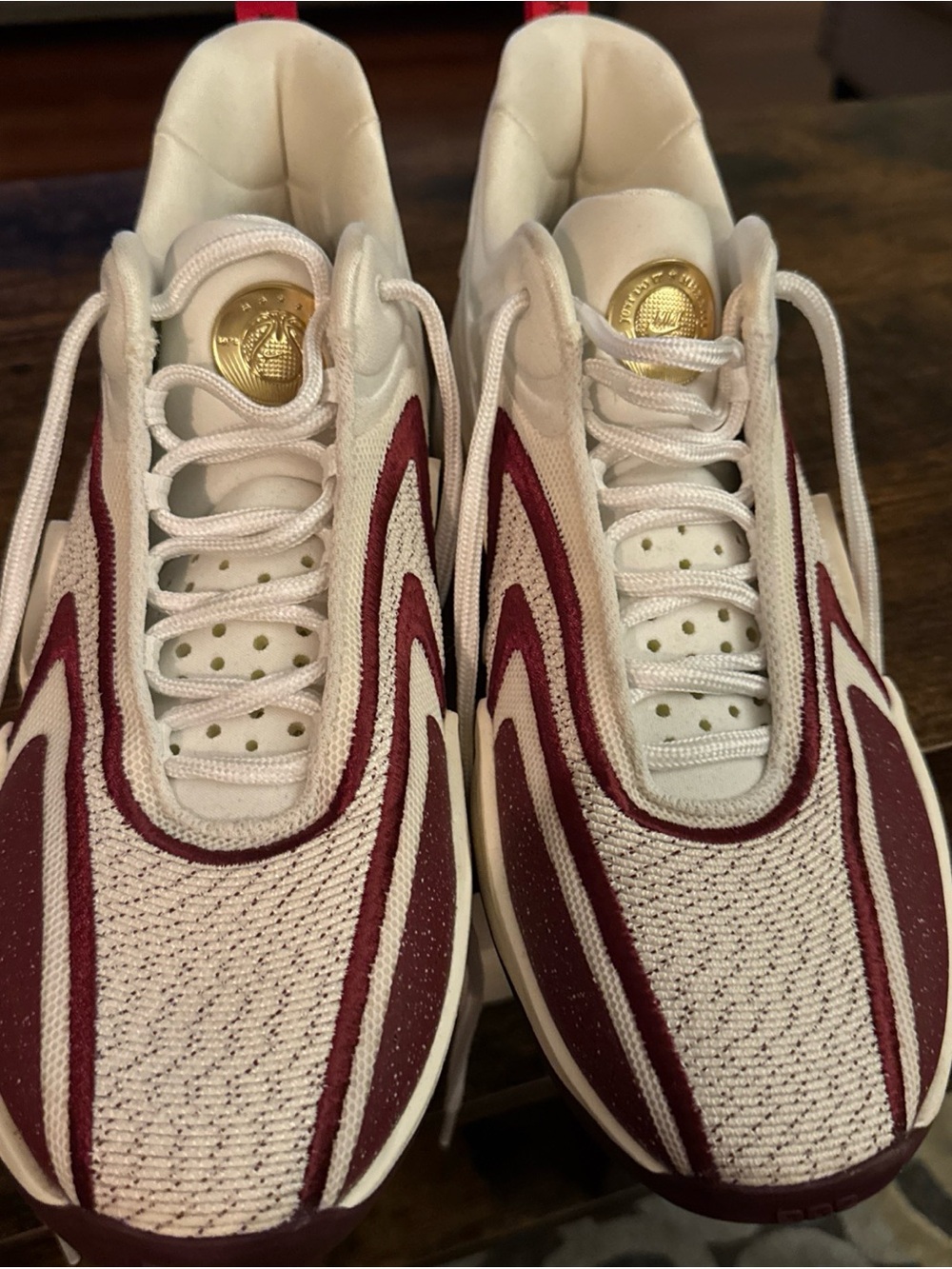 Nike Cosmic Unity 2 Sisterhood Sneakers Men's Size 9.5 Cream and Burgundy
